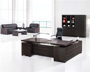 成品辦公家具好還是定制辦公家具好？怎么選？